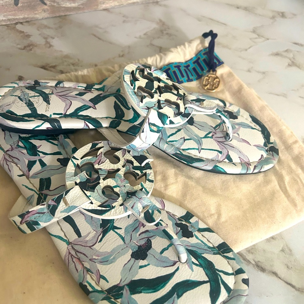 Authentic Tory Burch sandals